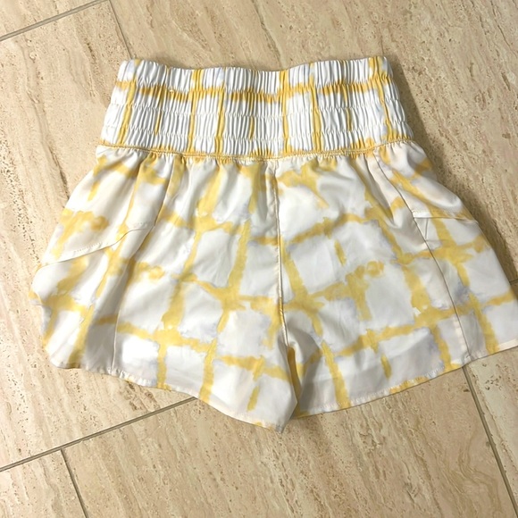 Calia shorts - Picture 2 of 3